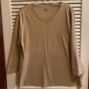Kim Rogers - V-Neck 3/4 Sleeve Tee SzXL